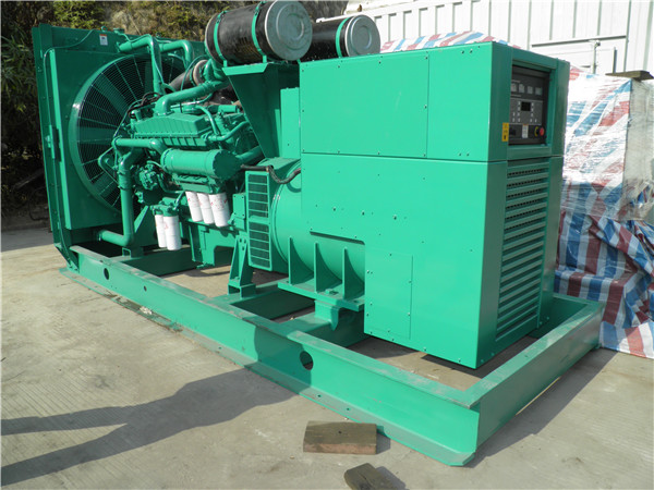 恒山出租发电机 发电机组厂家：柴油发电机组的控制屏的作用是什么？