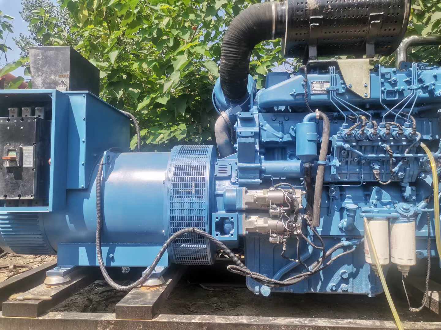 恒山详细说明降低 800kW 柴油发电机输出电流波动的方法