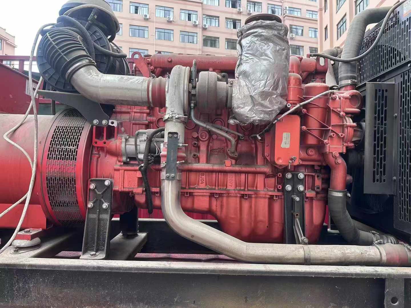恒山如何选择适合 600kW 柴油发电机组的过载保护器？